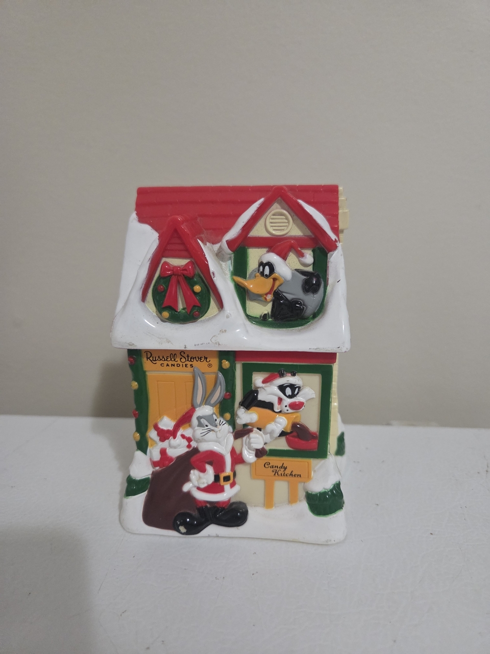 Vtg 1997 Russell Stover Warner Brothers Candy Christmas Looney Tunes Bank